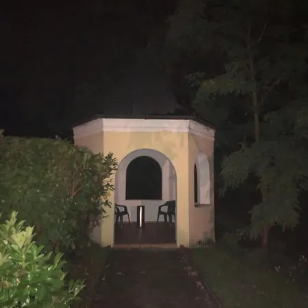 公寓 Historisch Mobliertes Schlossappartment